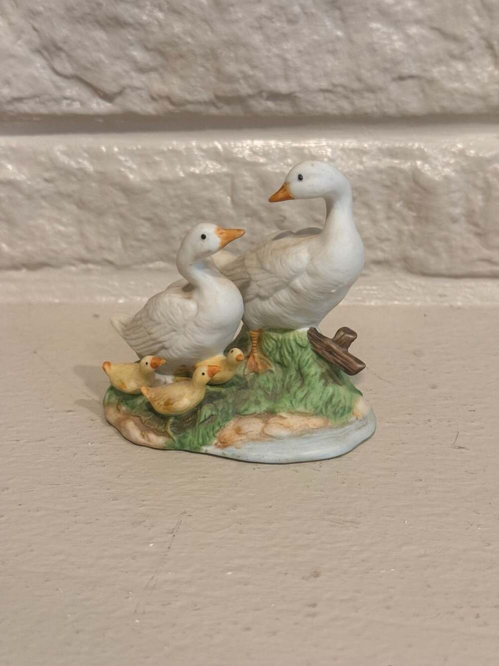 Vintage HOMCO Porcelain Goose and Duck Family Figurine Ducklings #1459